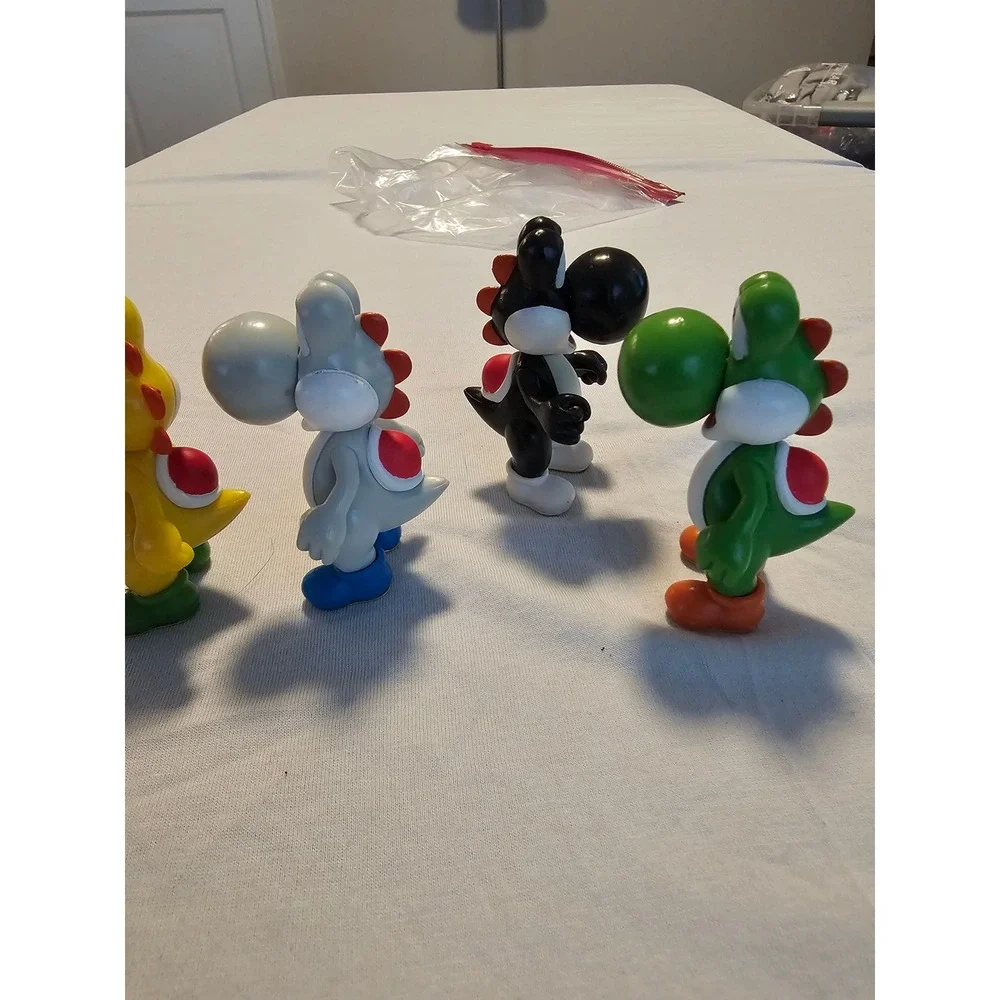 Nintendo‎ Super Mario Yoshi Action Figure Set Jakks Pacific Multi Color 5pc 2.5